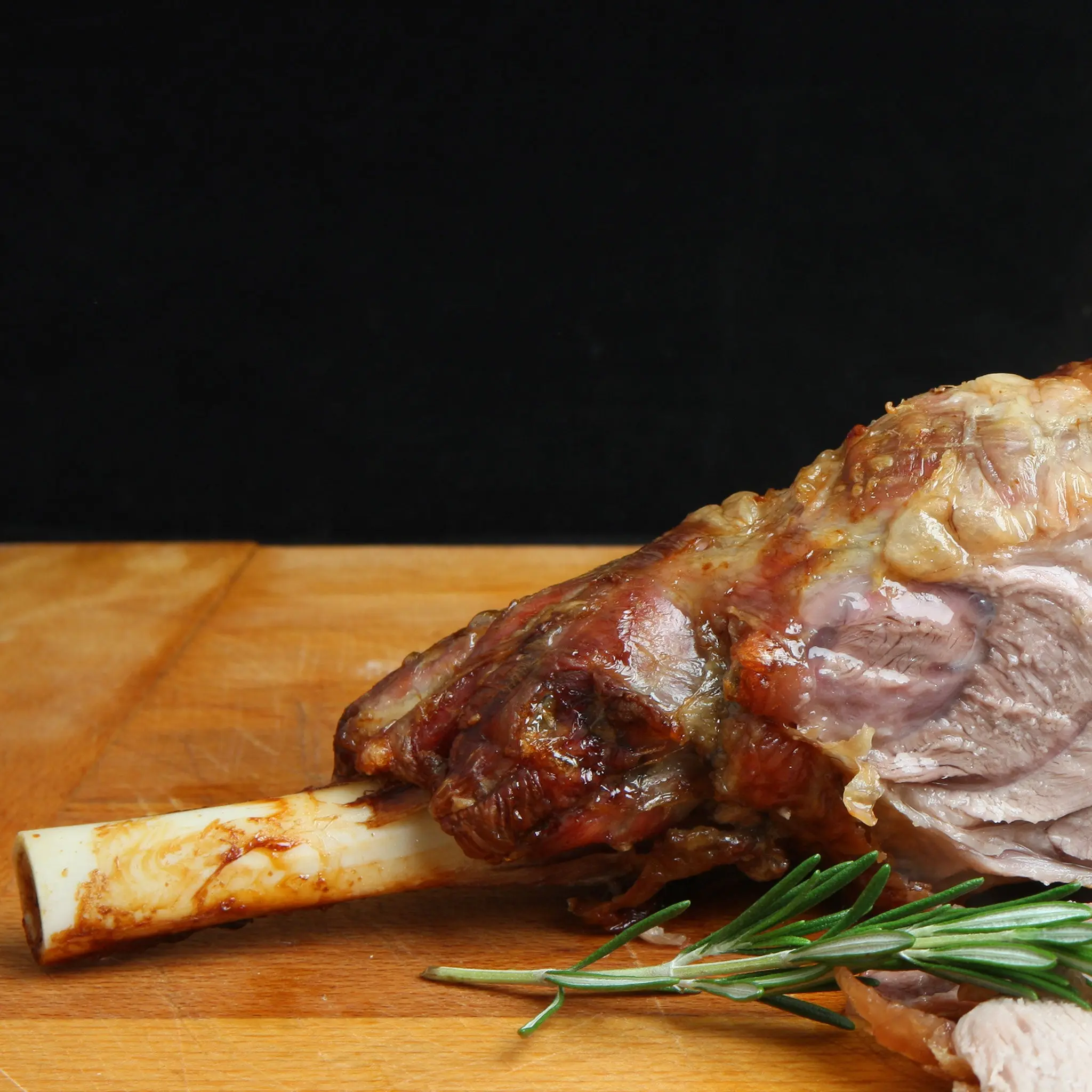 Bone-in Lamb Leg Roast - Image 3