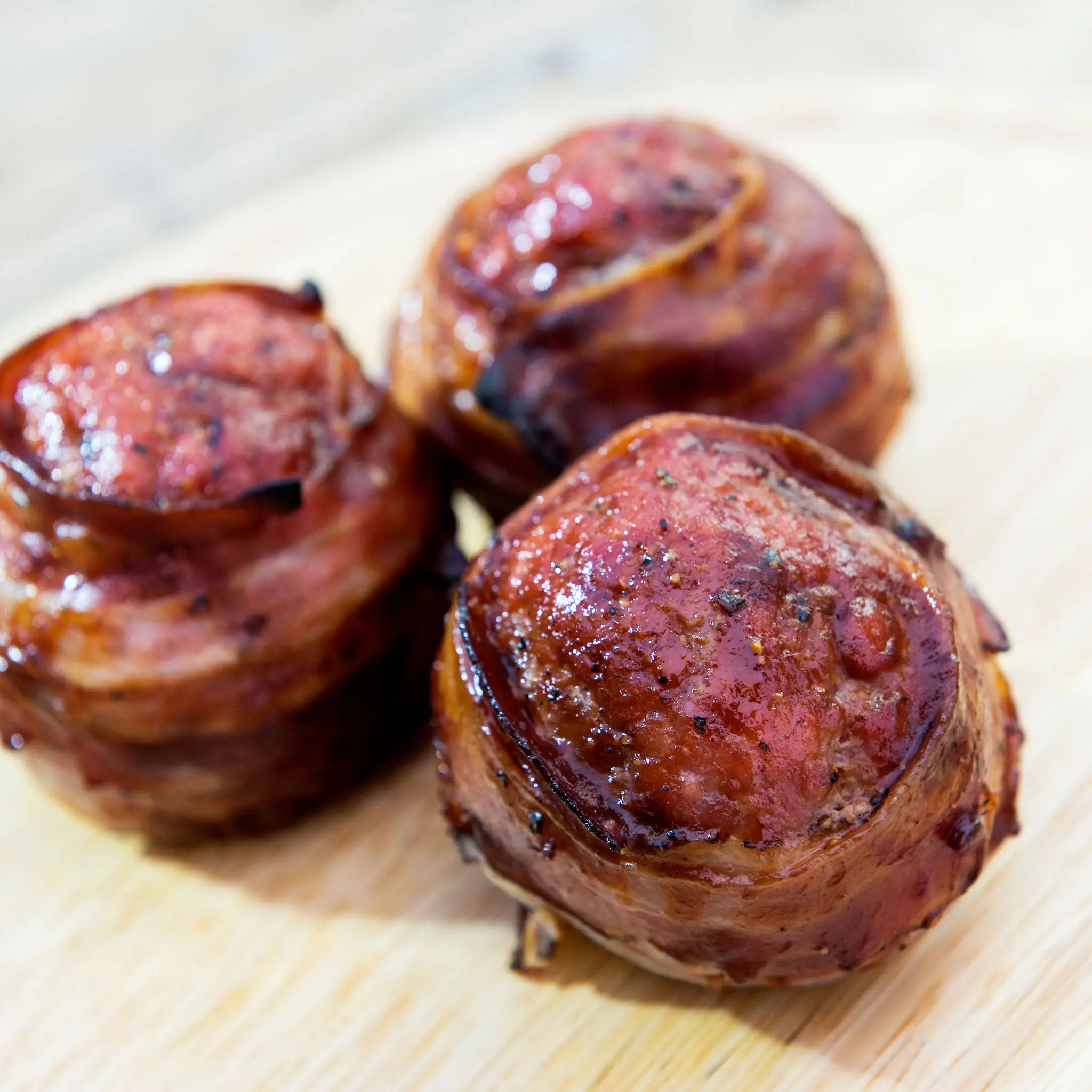 Chopped Sirloin Patty Wrapped in Bacon - Image 3